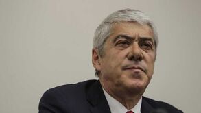 Sócrates abandona PS para 