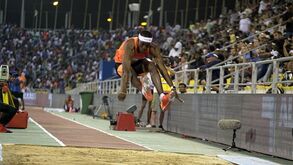 Foi com este salto que Pedro Pablo Pichardo pulverizou o recorde nacional