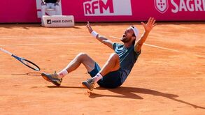 João Sousa faz história e vence o Estoril Open