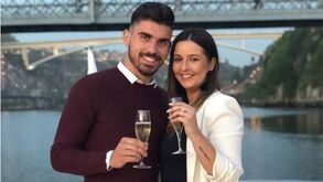 Pedido de casamento de Rúben Neves aceite