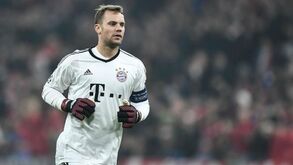 Manuel Neuer integra os 27 convocados da Alemanha