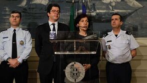Mais de 20 detidos e viaturas e objetos de agressão apreendidos, revela Secretária de Estado