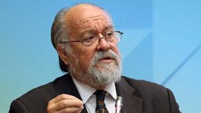 Marta Soares vai propor processo disciplinar para afastar Bruno de Carvalho