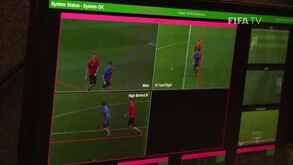 Saiba como são calculadas as linhas de fora-de-jogo que vê na televisão