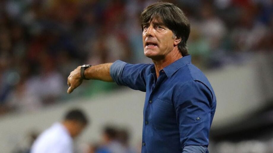 Federação alemã prolonga contrato com Joachim Löw