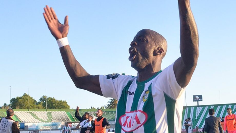 Edinho vai renovar