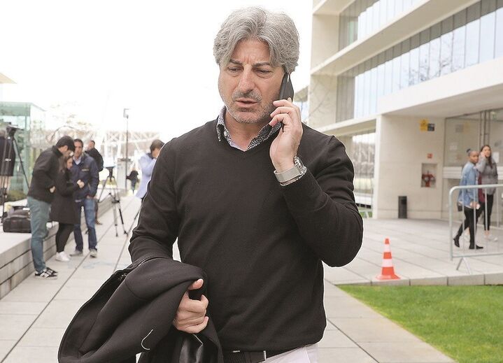 Abel Silva diz ter recebido 30 mil euros na casa de banho de um hotel