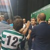 Bruno de Carvalho destituído do Sporting: assim acompanhámos a Assembleia Geral