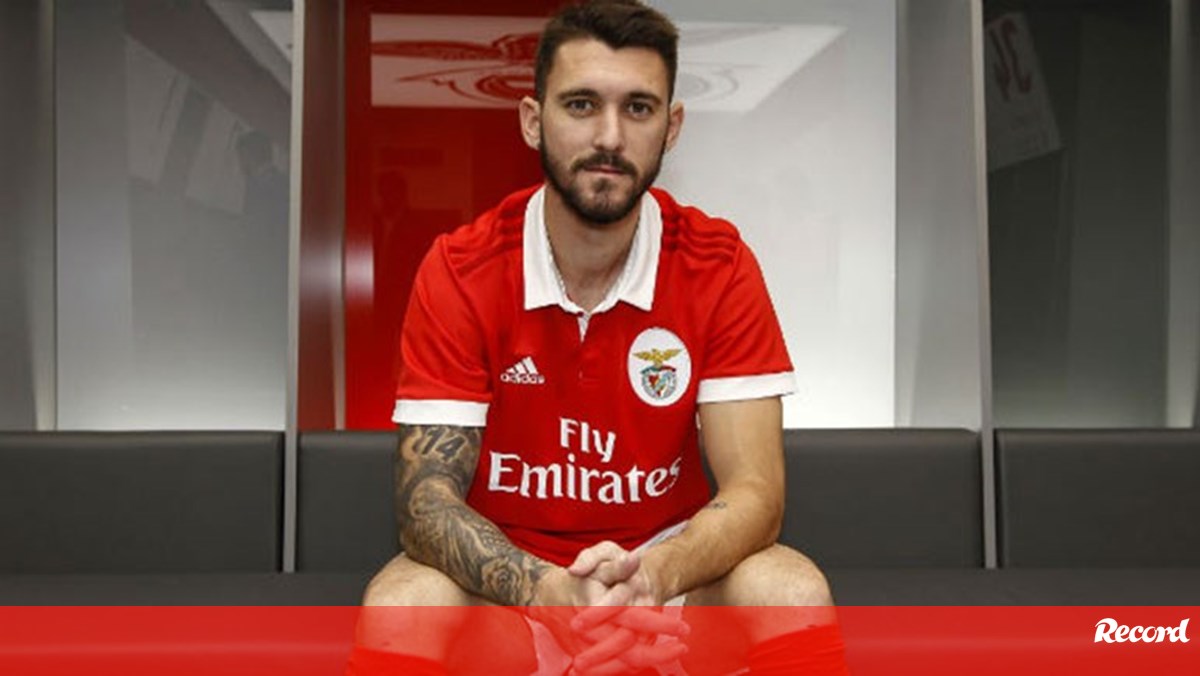 Mercado A Ferver: Mais Um Reforço Confirmado No Benfica E Jesus De ...