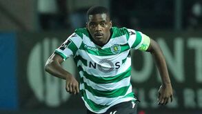 Sporting desmente que William Carvalho tenha rescindido