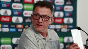 Selecionador do México desvaloriza festa dos jogadores em horas de folga