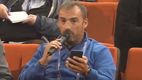 Jornalista espanhol usa Google Translate para fazer pergunta em francês a Griezmann