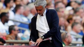 Mourinho 'não chora' por Bonucci: os alvos do Manchester United para a defesa