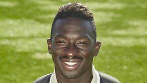 Mamadu Candé assina pelo Santa Clara