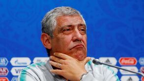 Fernando Santos: «Ronaldo começou a jogar numa zona diferente comigo e não em Madrid»