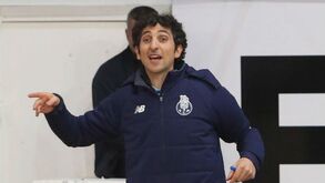 FC Porto renova com o técnico Guillem Cabestany