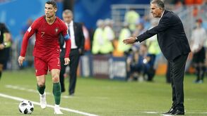 Carlos Queiroz: «Cotovelo é vermelho. Não importa se és o Messi ou o Ronaldo»