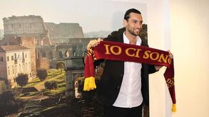 Roma contrata internacional argentino Pastore ao PSG