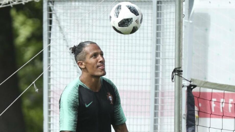 Bruno Alves: «Mesmo não jogando sou feliz»