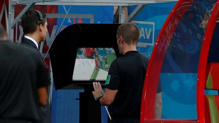 Espanhol diz ser criador do VAR e reclama 15 milhões de euros de indemnização à FIFA