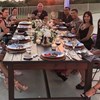 Cristiano Ronaldo divulga foto de jantar em família e os comentários não pararam