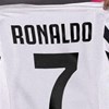 Afinal foi a Juventus que assinou 'por' Ronaldo