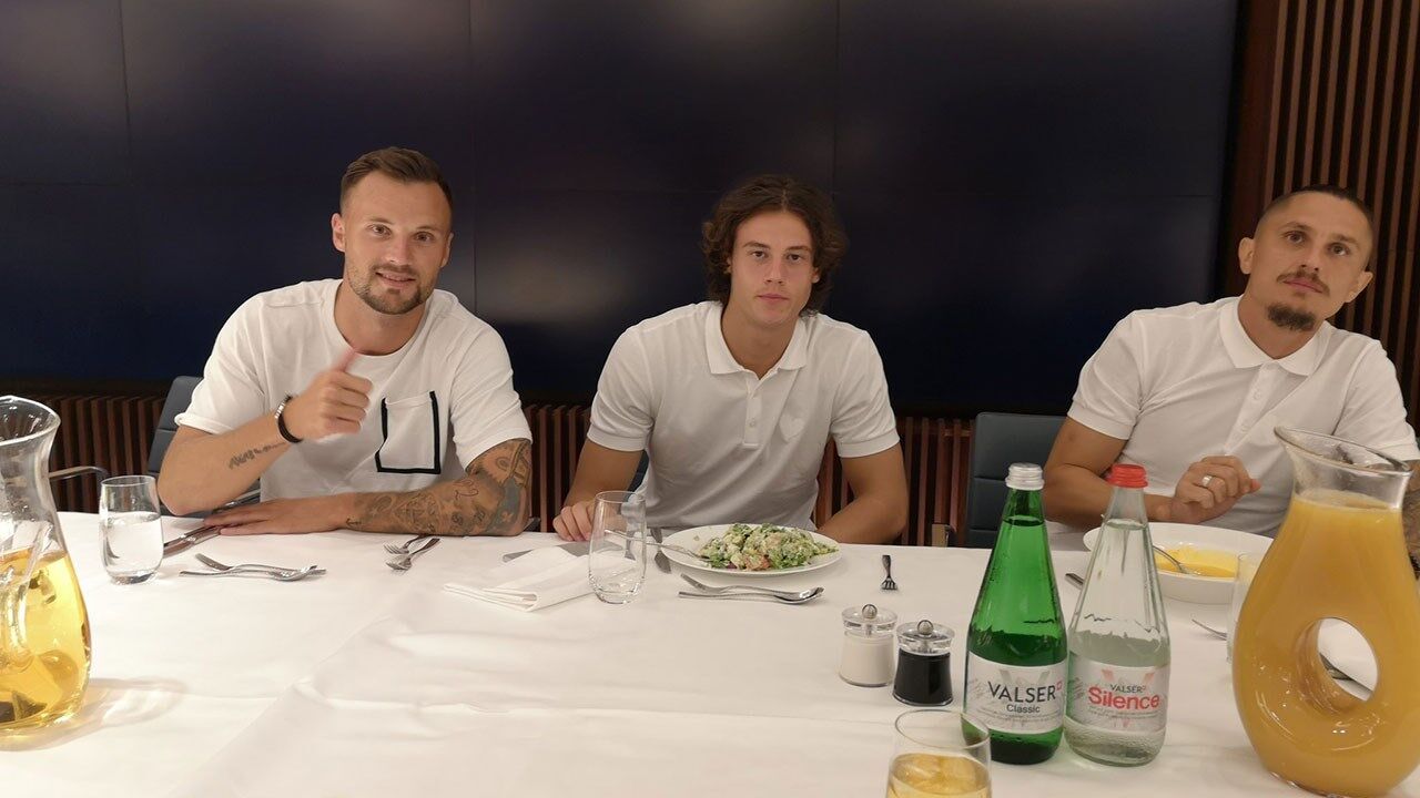 Seferovic já integrou estágio do Benfica na Suíça - Fotogalerias