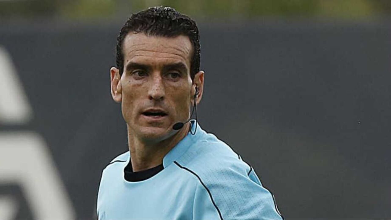 Juan Martínez Munuera é o árbitro da final de domingo Sub19 Jornal