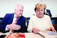 Ministro do Interior, Horst Seehofer, ameaça fechar fronteiras se Merkel não trouxer uma solução de Bruxelas