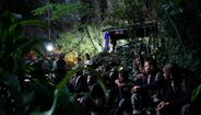Equipas de resgate de jovens presos em gruta da Tailândia