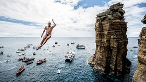 Red Bull Cliff Diving: Coragem e... uma (enorme) dose de loucura 