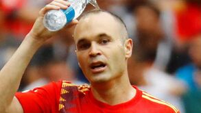 Iniesta confirma adeus à seleção espanhola