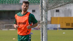 Alex Freitas: «Voltarei a levantar-me  aqui no Vitória»