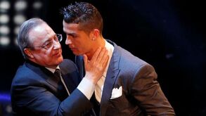 A última exigência de Florentino implica que Ronaldo assuma 'culpa'