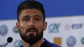 Giroud: «Espero que chegue a minha vez de marcar»