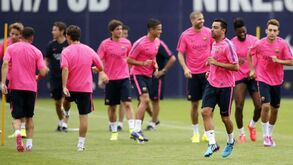 Xavi, as quedas de Neymar e o momento de Messi: «Não o vejo tão feliz na Argentina como no Barça»