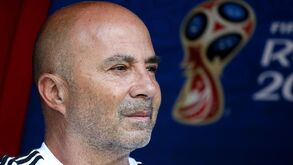 Sampaoli mantém-se no comando da Argentina