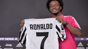 Cuadrado dá boas-vindas a Ronaldo... à sua maneira