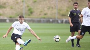 Águias goleiam Pinhalnovense no primeiro teste da pré-época