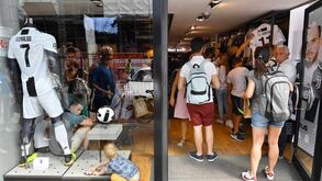 Gelado e pizza CR7: a Ronaldomania tomou conta de Turim