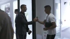 Ronaldo e o desabafo para João Cancelo: «F....., já acabaram os testes»