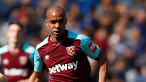 Betis tenta João Mário 