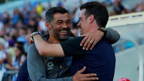 O efusivo abraço entre Sérgio Conceição e Marco Silva