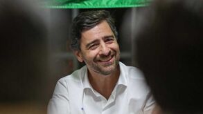 António Tânger Correia na lista de Madeira Rodrigues