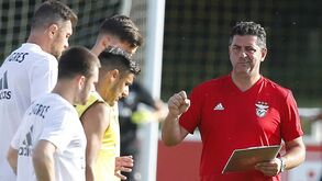 Os três nomes que Rui Vitória tem de riscar na lista da Champions 