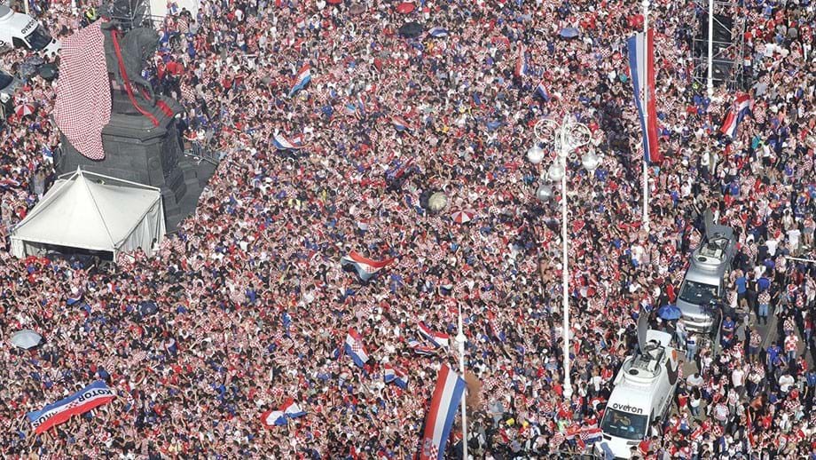 Milhares de croatas festejam em Zagreb apesar da derrota