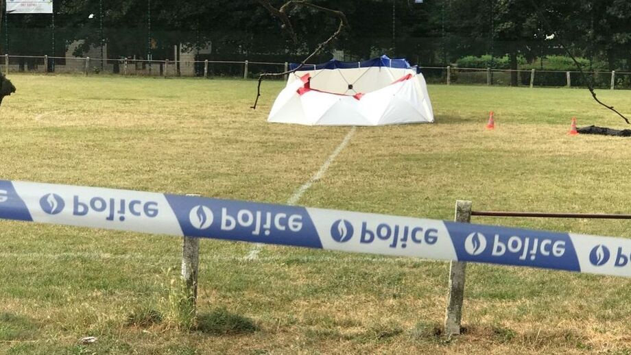 Antigo militar faz-se explodir em campo de futebol na Bélgica