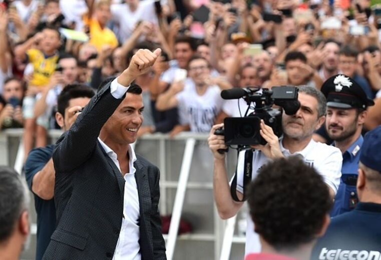 Ronaldo dá gorjeta generosa em hotel de luxo