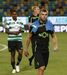 Ristovski (3) - Sempre bastante concentrado a defender, acumulou vários cortes importantes. Foi, no entanto, a atacar que acabou por destacar-se. Aos 39 minutos, subiu bem pelo flanco e cruzou de forma perfeita para Bas Dost, que em boa posição cabeceou por cima. Para já, parte à frente de Bruno Gaspar.
