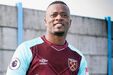Evra só jogou cinco jogos ao serviço do West Ham na época passada. O jogador francês encontra-se sem clube